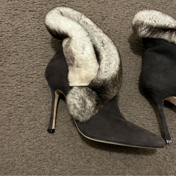 Manolo Blahnik Nestanu Suede Chinchilla Fur Heeled Booties - Picture 7 of 10